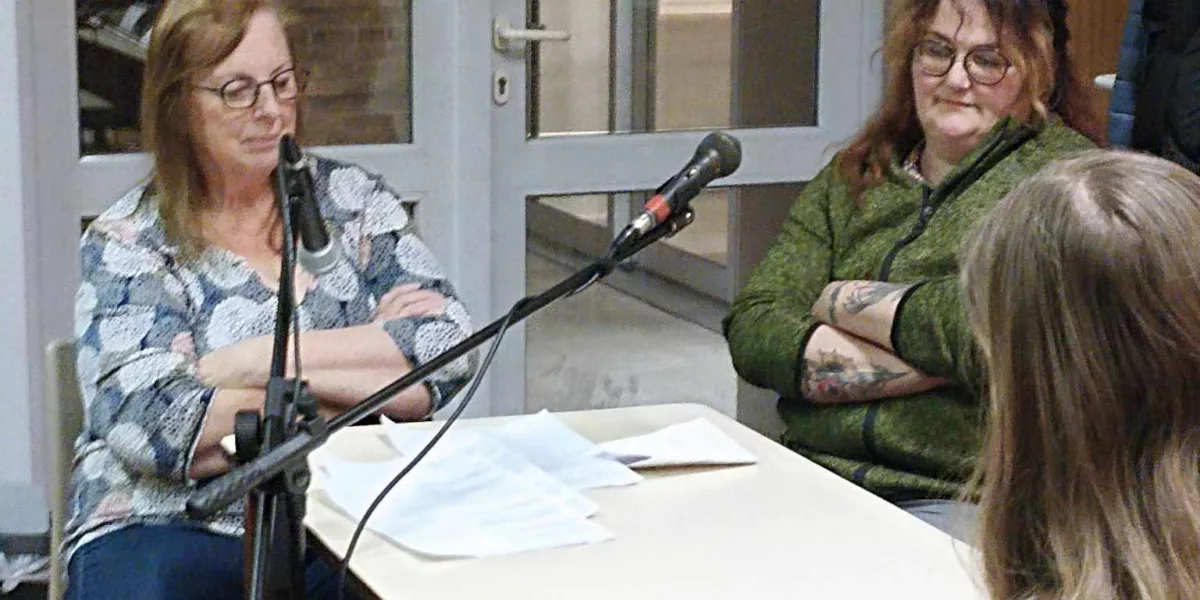 Herbeluister De Academie met Steven Boussen, Mieke Devolder, Jolien Naeyaert, Freze Midavaine en Marianne Verhaeghe