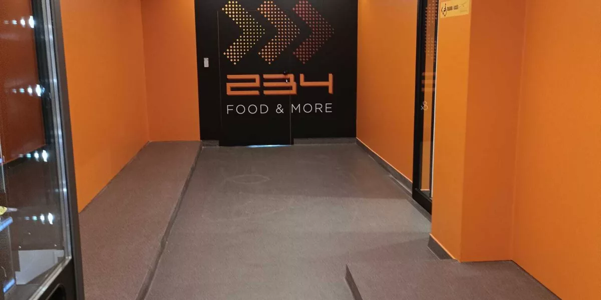 Trien Yperman: "Automatenshop op Barakken ikwam er na samenwerking met verschillende handelaars"