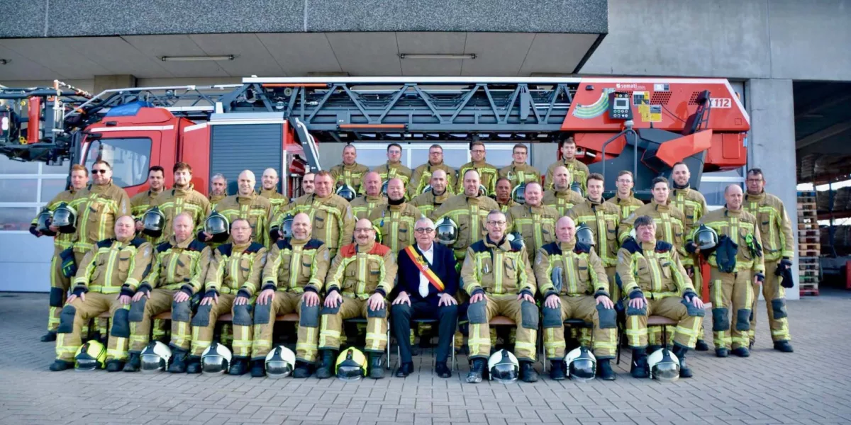 Jess FM live op opendeur brandweer Menen