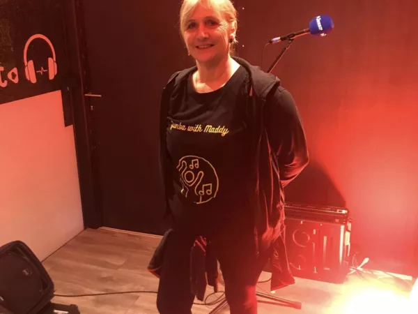 Maddy leidde de Zumbasessie in goeie banen