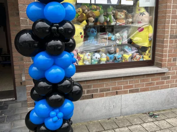Lieve Vanmoerkerke baat al 20 jaar Blauwzwart Shop in Menen uit