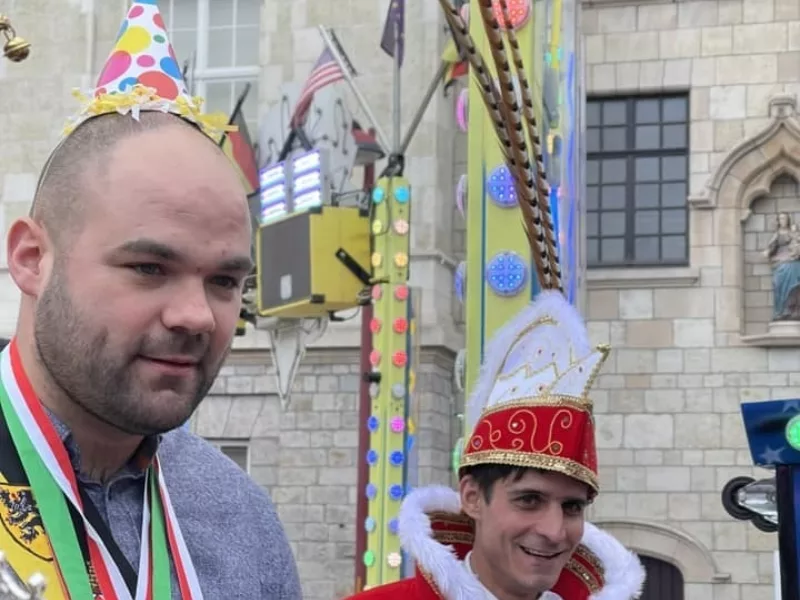 Kasper Vandecasteele: "Er zullen veel praalwagens deelnemen aan de carnavalstoet"