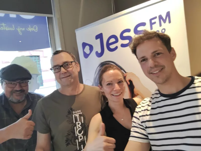 Björn Leleu als Lokale Held te gast bij Jess FM