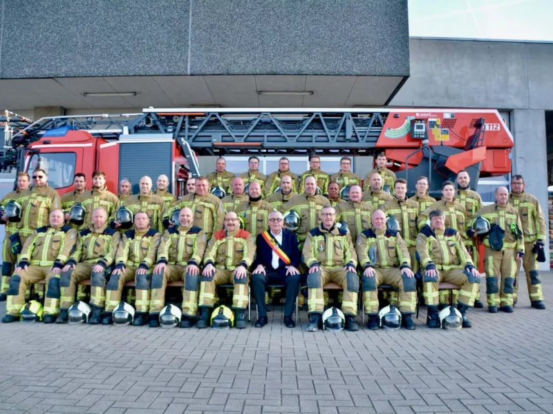 Jess FM live op opendeur brandweer Menen